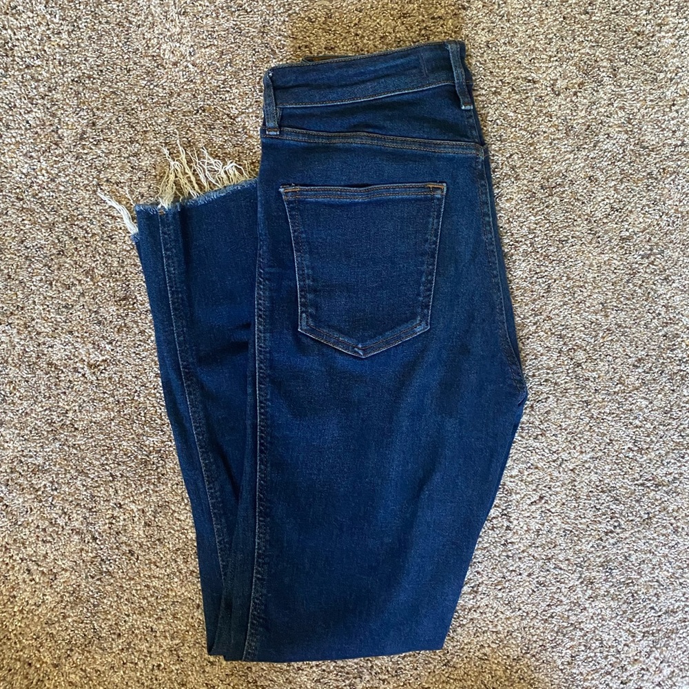 Like New Free People Raw High-Rise Jeans!